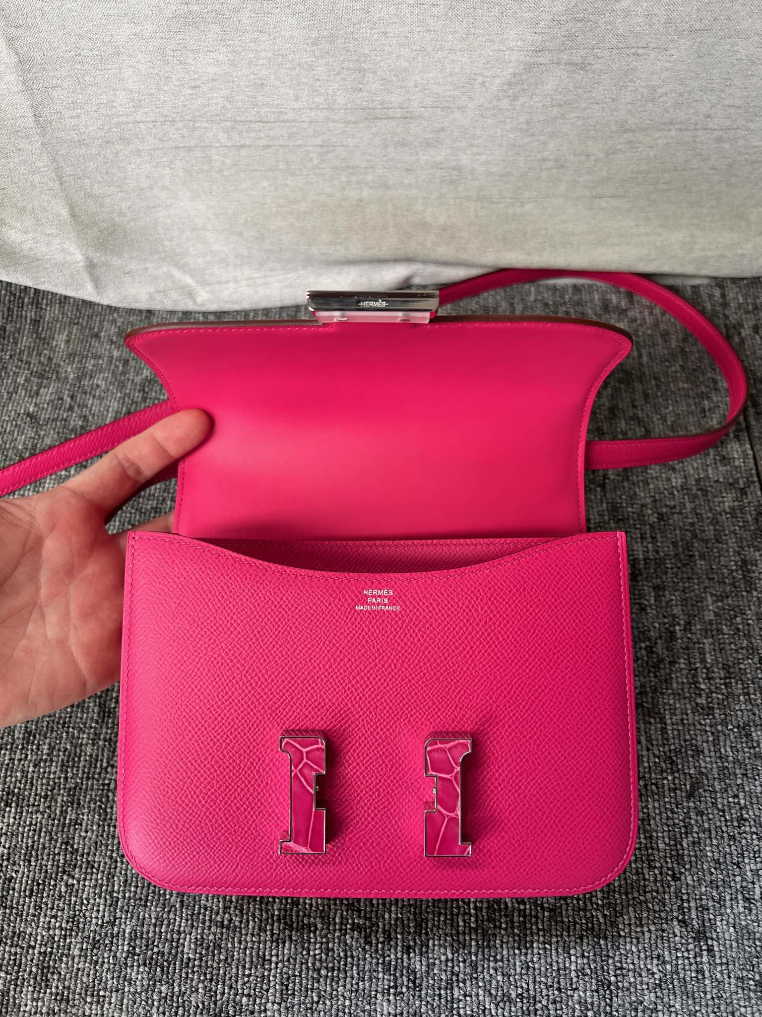 에르메스 콘스탄스18 멕시칸핑크 앱송 악어가죽 버클